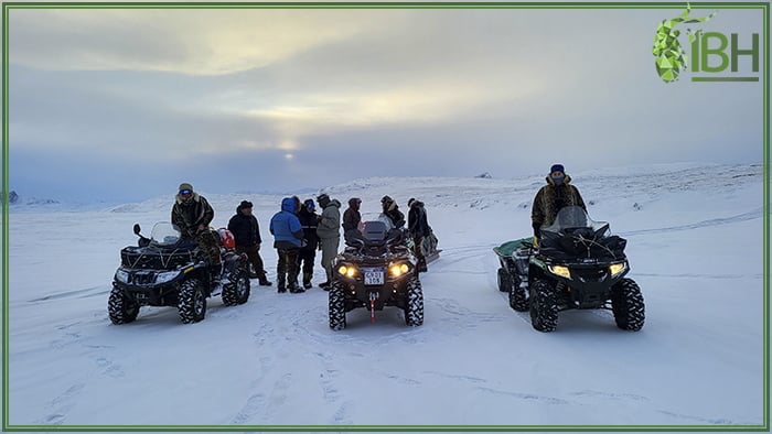 Hunters-on-Greenland (1)