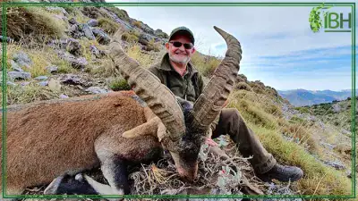 Hunter-after-hunting-Ronda-ibex-400x225 (1)